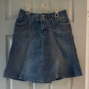 Rewind Junior's 11 Vintage Y2K Blue Denim Striped A-Line Knee Length Skirt